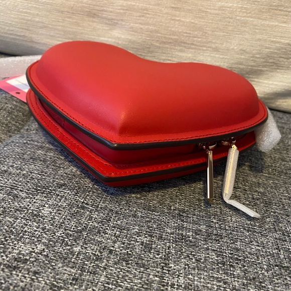 Kate Spade 3D Heart Shape Crossbody - Picture 5 of 12